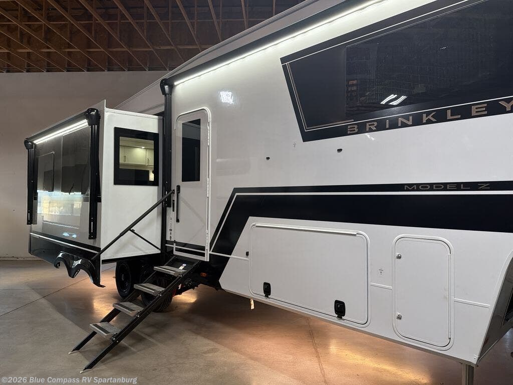 2027 Model Z 3100 by Brinkley RV from Blue Compass RV Spartanburg in Duncan, South Carolina