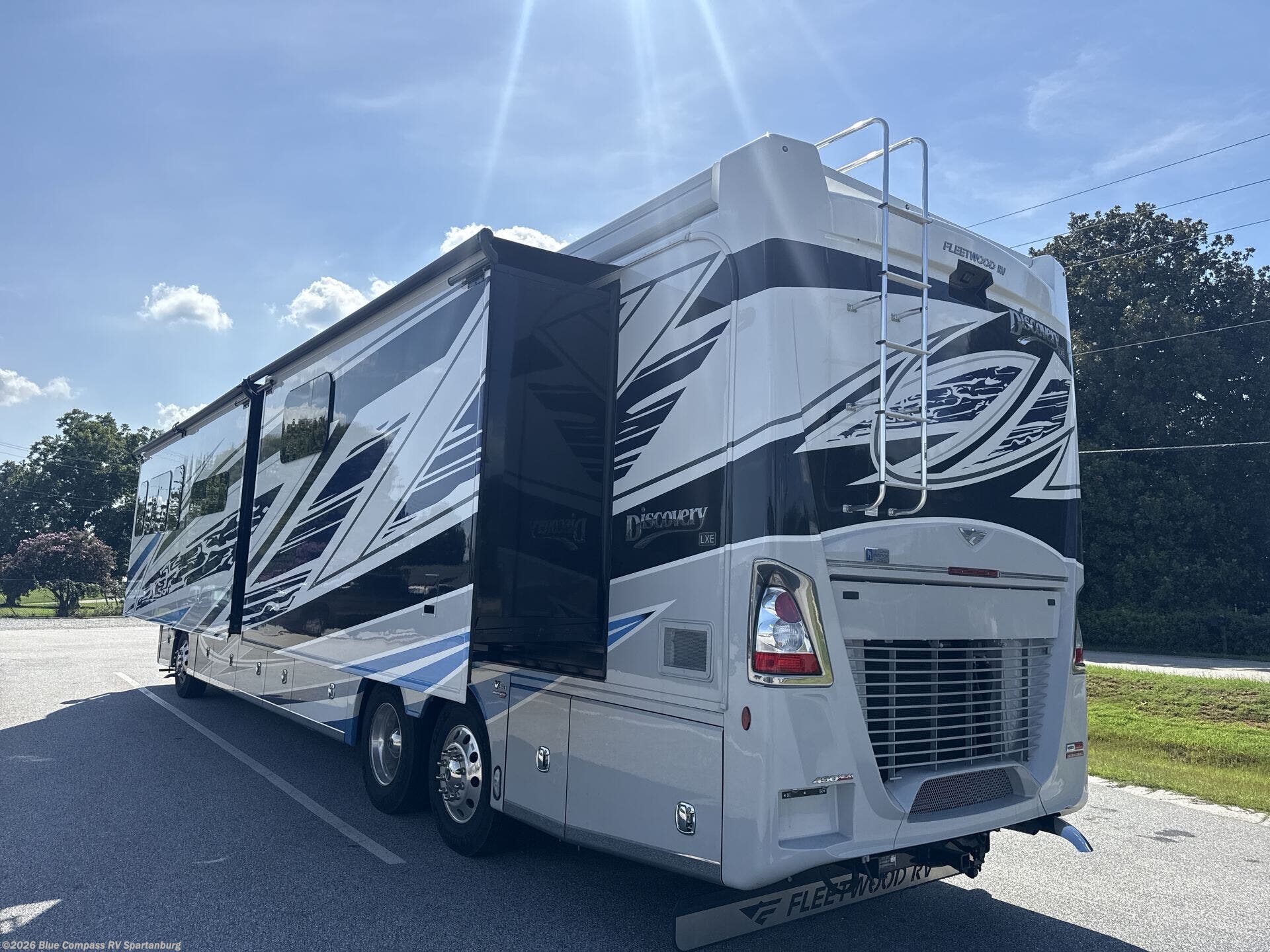 Used 2026 Fleetwood Discovery LXE 44S available in Duncan, South Carolina