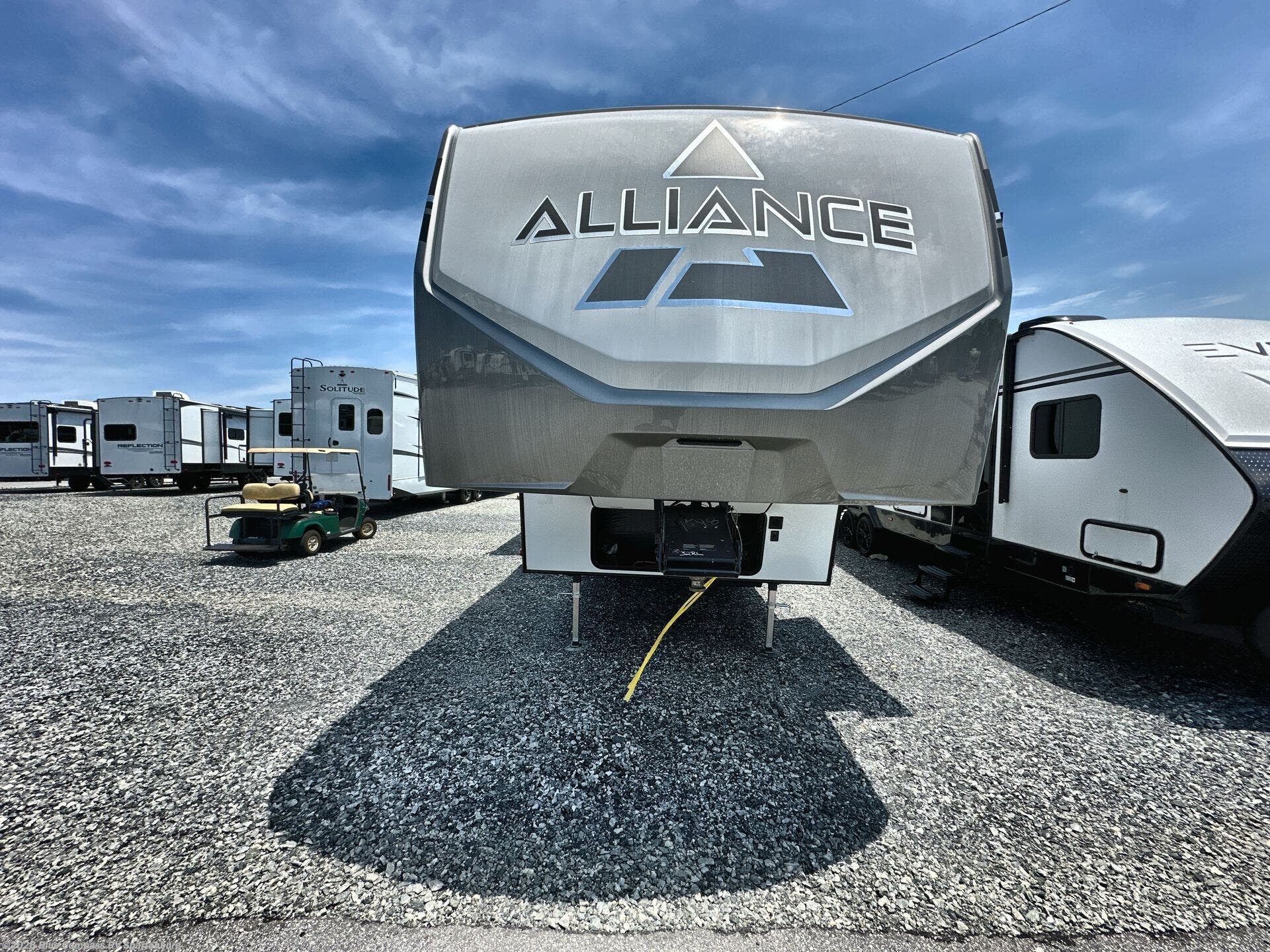 2023 Avenue 32RLS by Alliance RV from Blue Compass RV Spartanburg in Duncan, South Carolina