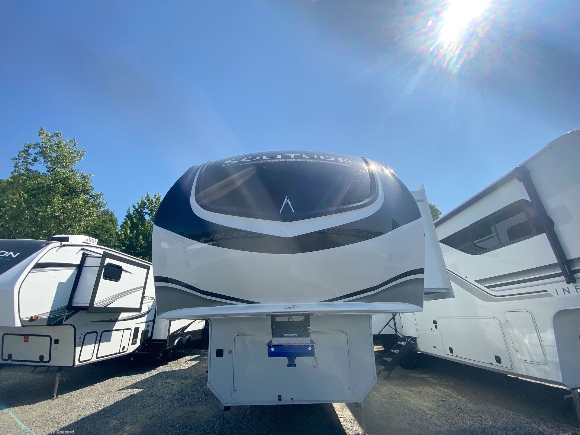 2025 Solitude 376RD by Grand Design from Blue Compass RV Concord in Concord, North Carolina