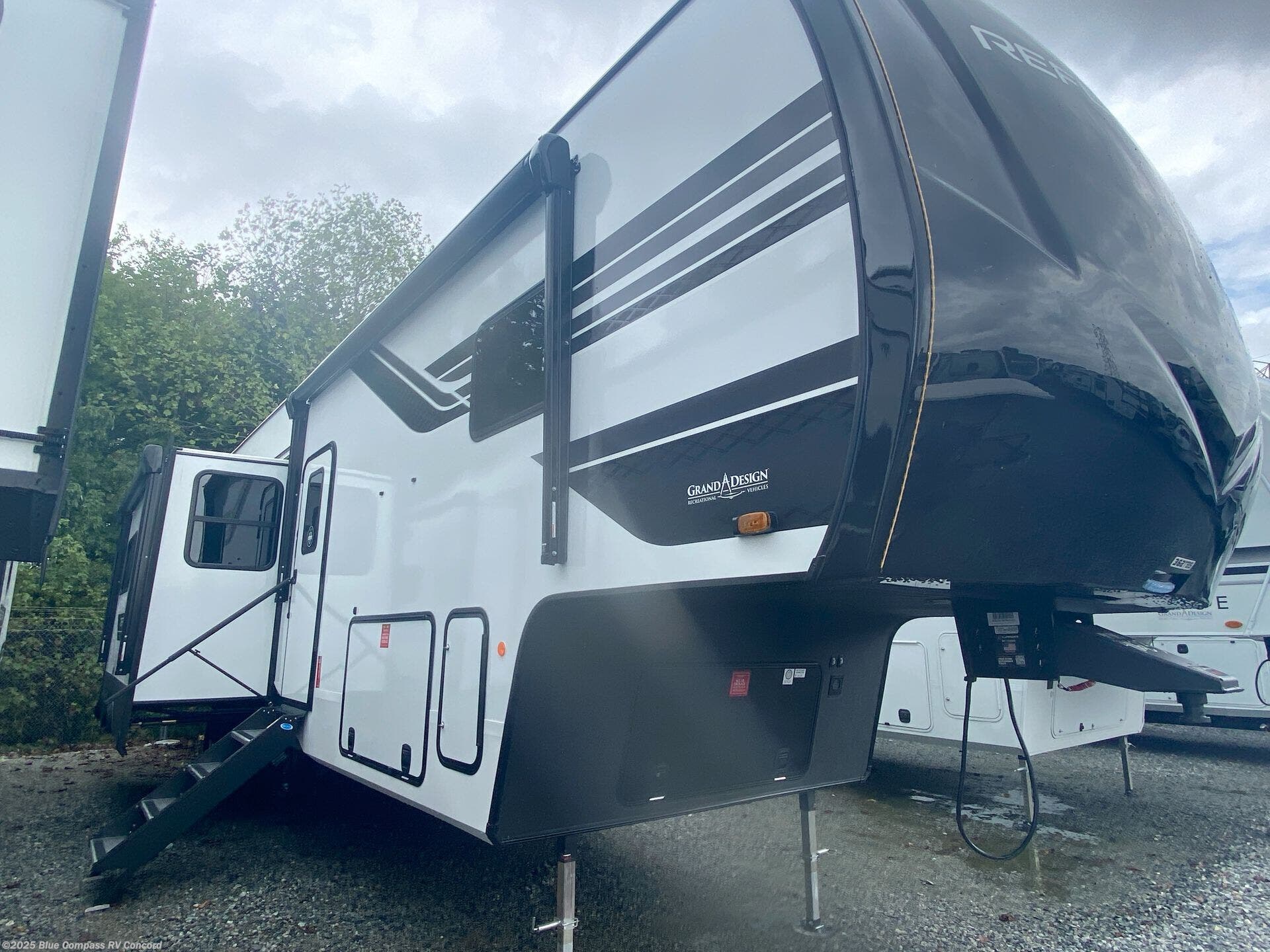 2026 Reflection 362TBS by Grand Design from Blue Compass RV Concord in Concord, North Carolina