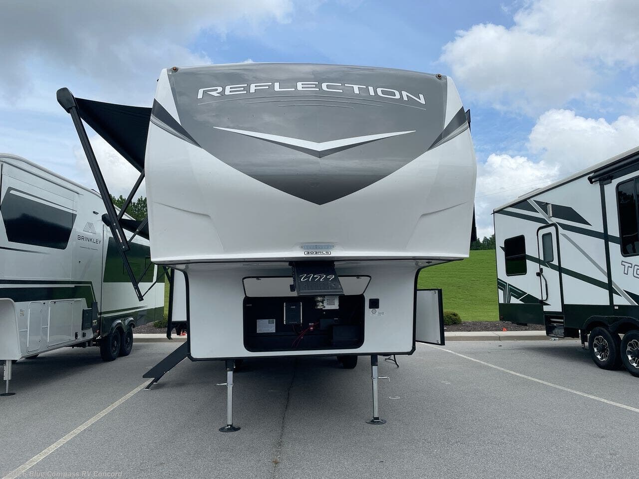 2025 Reflection 303RLS by Grand Design from Blue Compass RV Concord in Concord, North Carolina