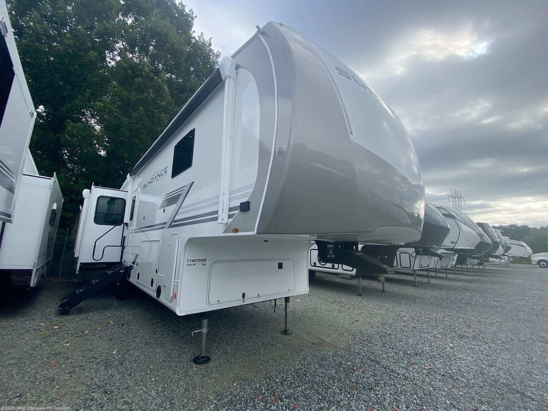 2026 Heartland Sundance 32RLBS - New Fifth Wheel For Sale by Blue Compass RV Concord in Concord, North Carolina