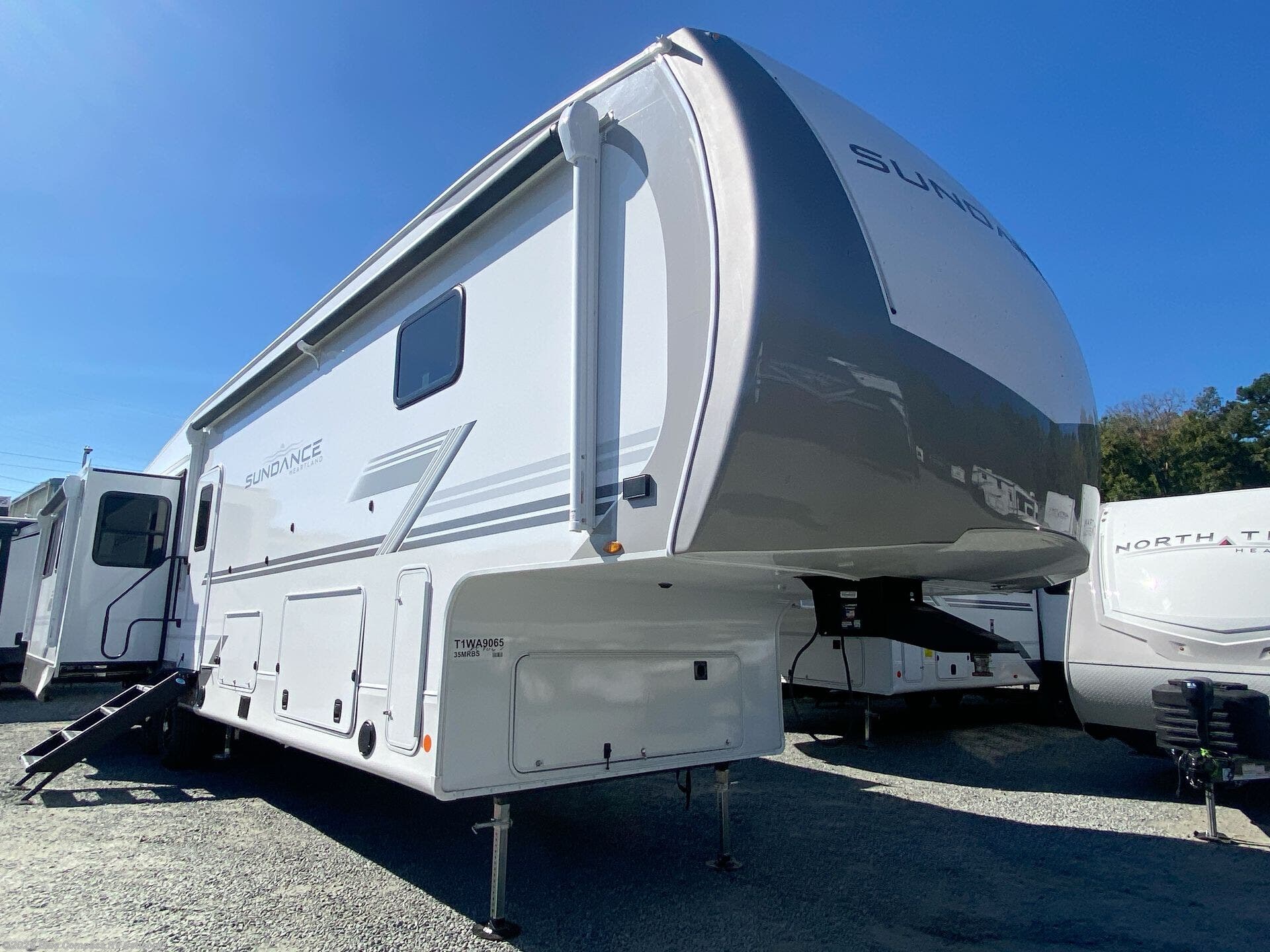 2026 Heartland Sundance 35MRBS - New Fifth Wheel For Sale by Blue Compass RV Concord in Concord, North Carolina