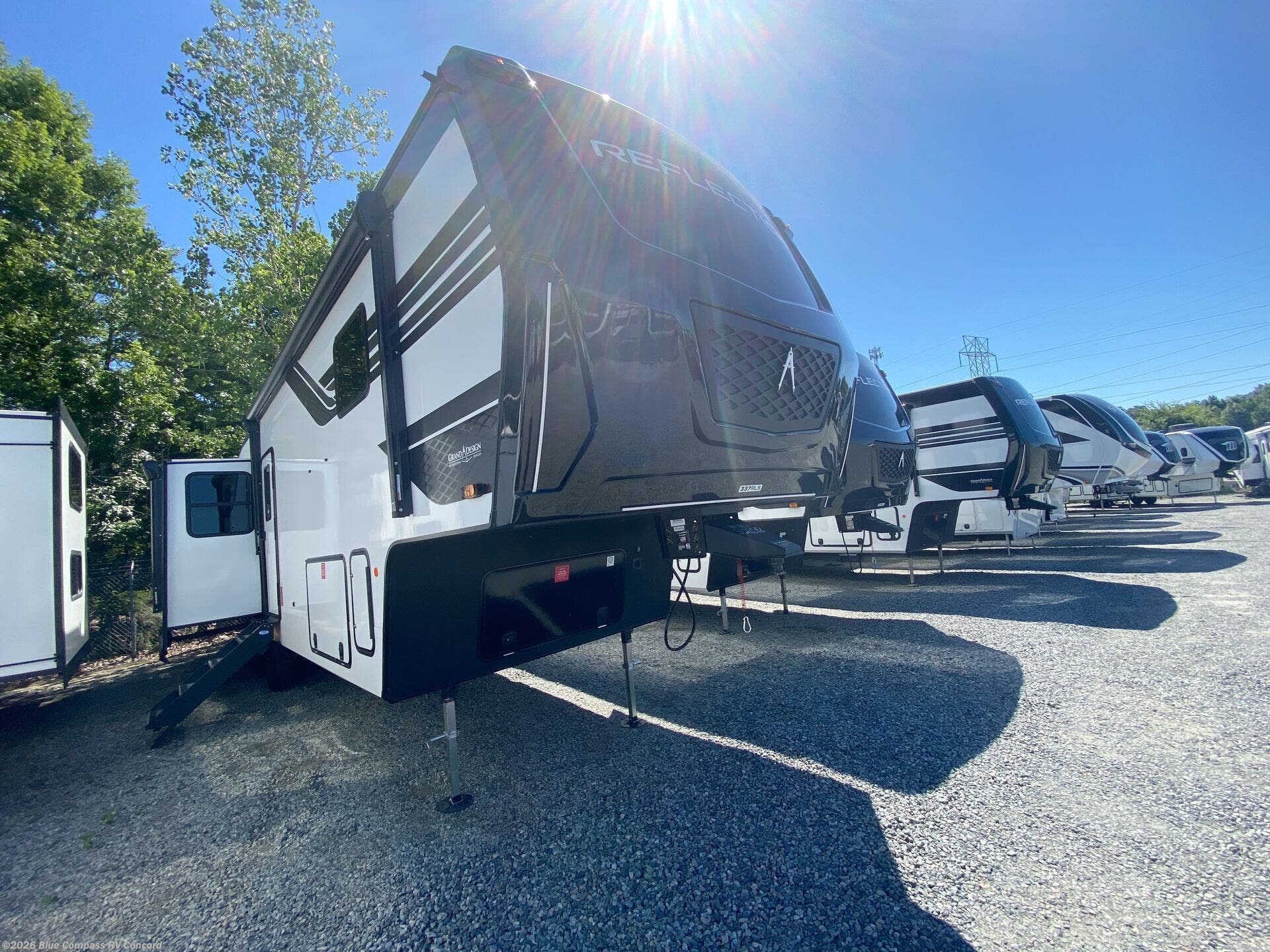 2026 Reflection 337RLS by Grand Design from Blue Compass RV Concord in Concord, North Carolina