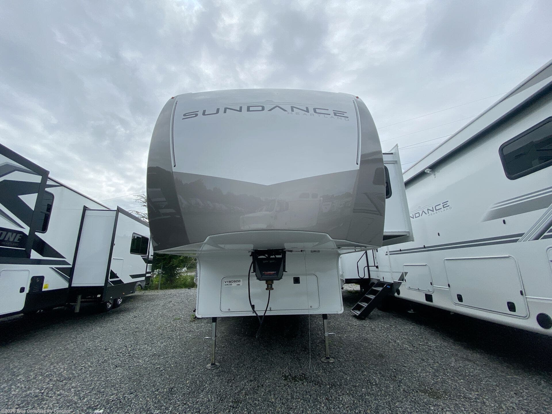 New 2027 Heartland Sundance 32RLBS available in Concord, North Carolina