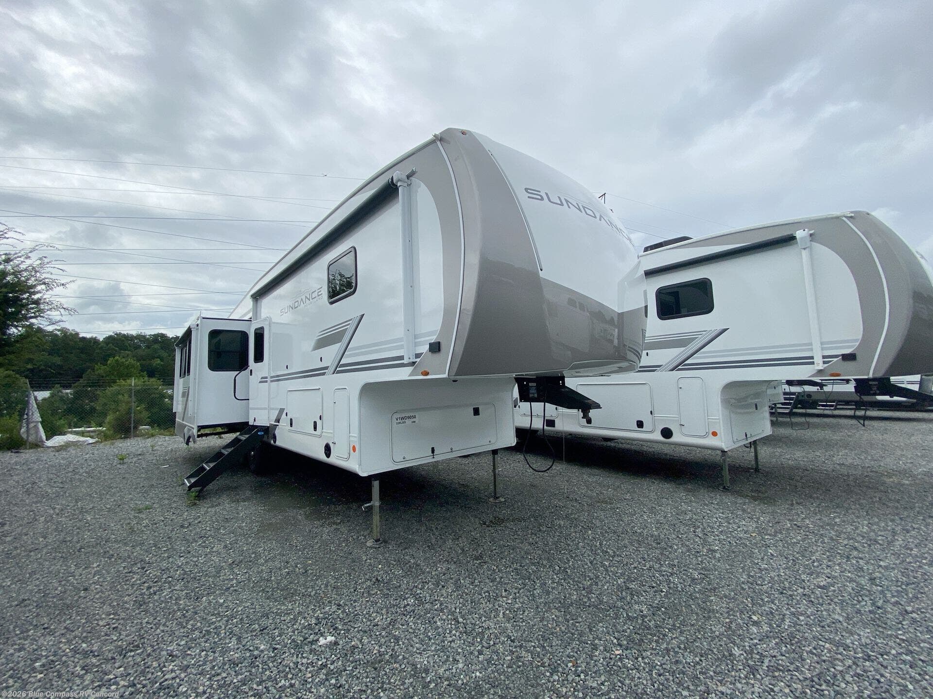 2027 Sundance 32RLBS by Heartland from Blue Compass RV Concord in Concord, North Carolina