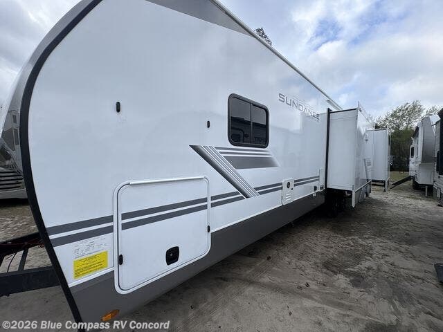 2027 Sundance Ultra-Lite 31BROK by Heartland from Blue Compass RV Concord in Concord, North Carolina