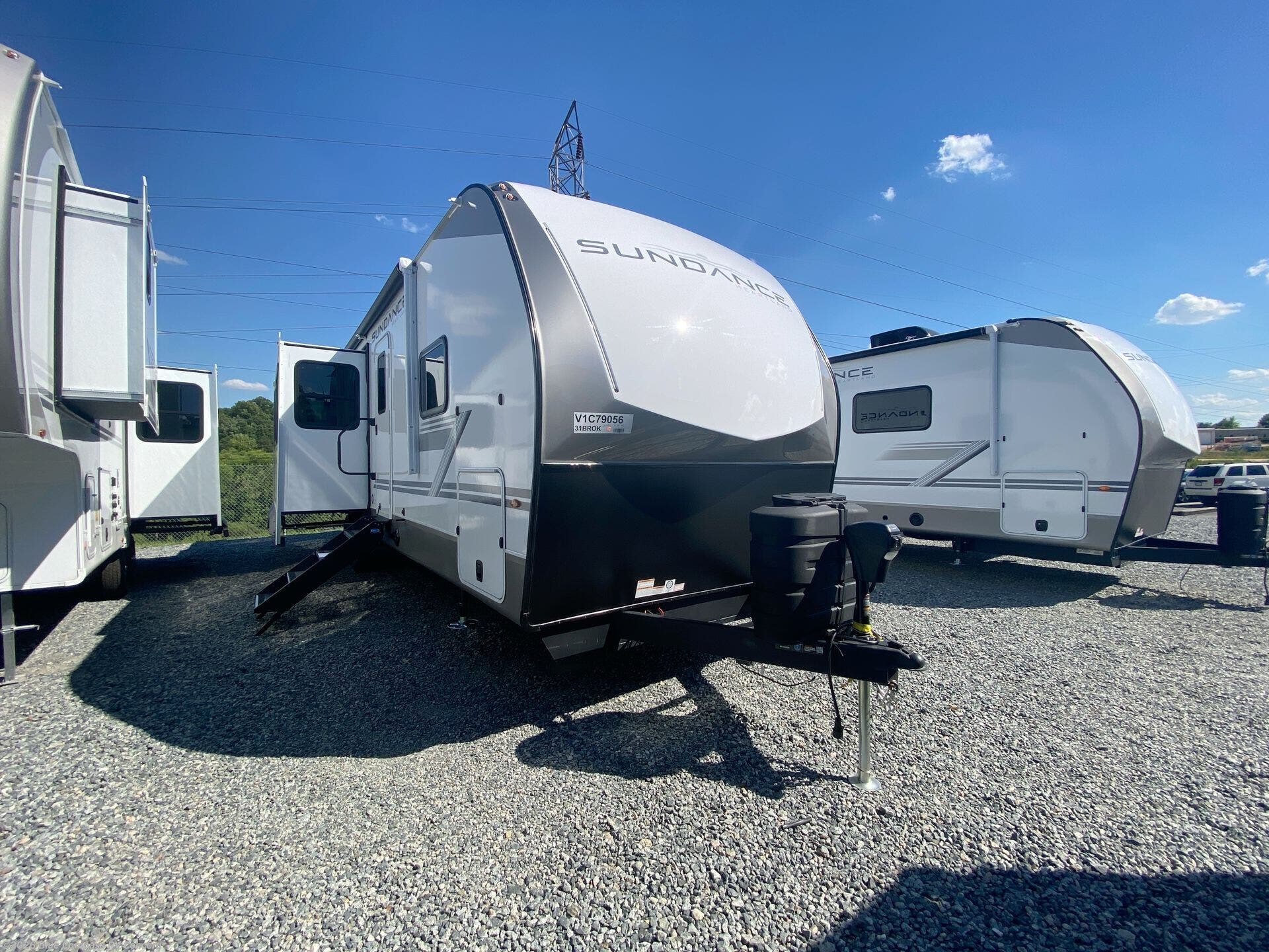 2027 Sundance Ultra-Lite 31BROK by Heartland from Blue Compass RV Concord in Concord, North Carolina