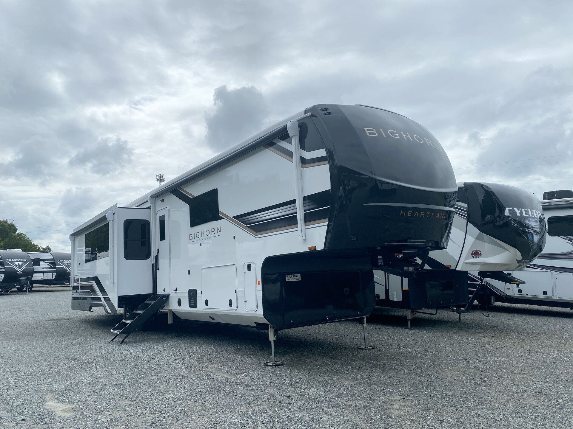 2027 Bighorn 39RK by Heartland from Blue Compass RV Concord in Concord, North Carolina