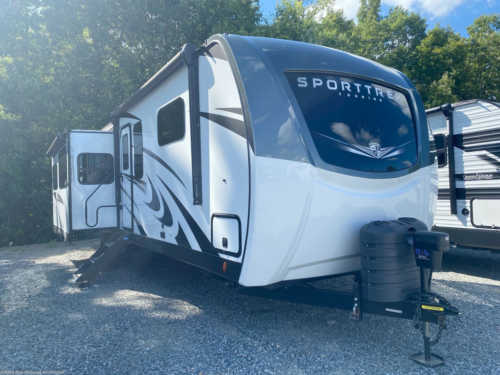 2024 SportTrek Touring Edition STT343VIB by Venture RV from Blue Compass RV Concord in Concord, North Carolina