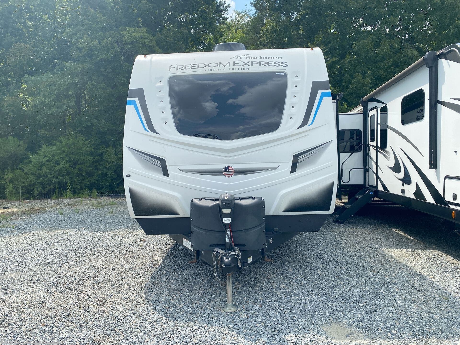 Used 2022 Coachmen Freedom Express Liberty Edition 320BHDSLE available in Concord, North Carolina