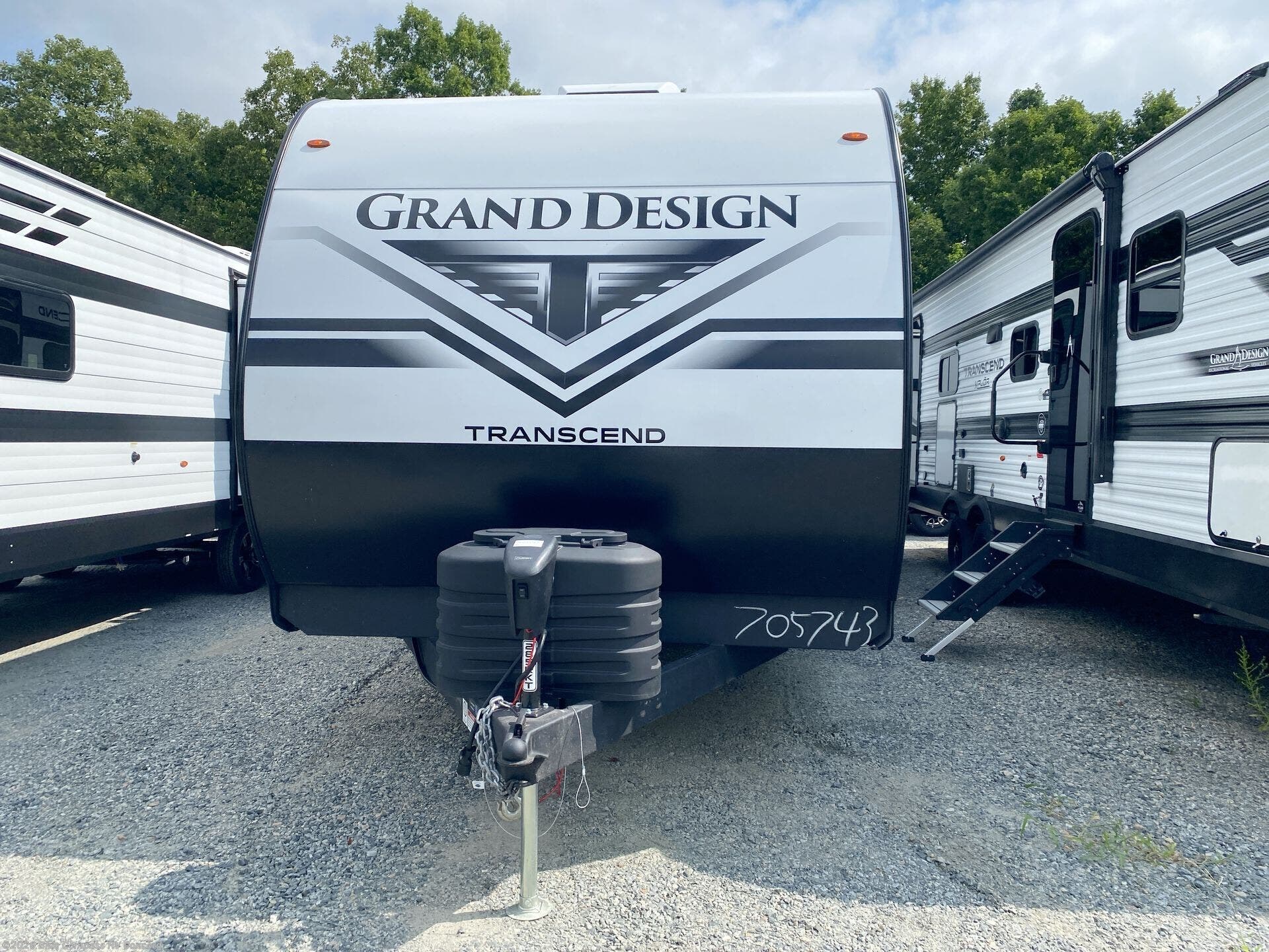New 2027 Grand Design Transcend 285RKT available in Concord, North Carolina