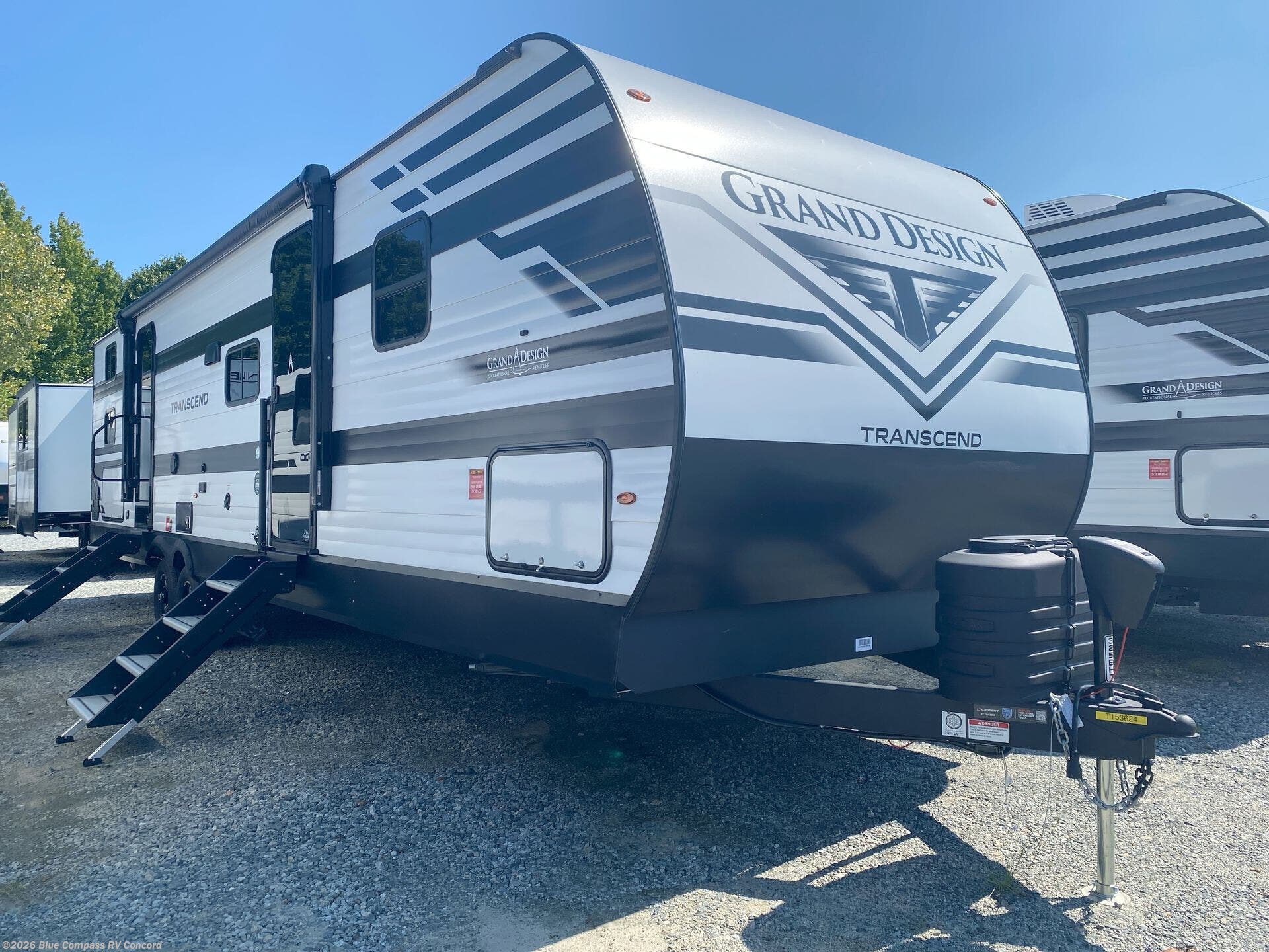 2027 Transcend 325BHT by Grand Design from Blue Compass RV Concord in Concord, North Carolina