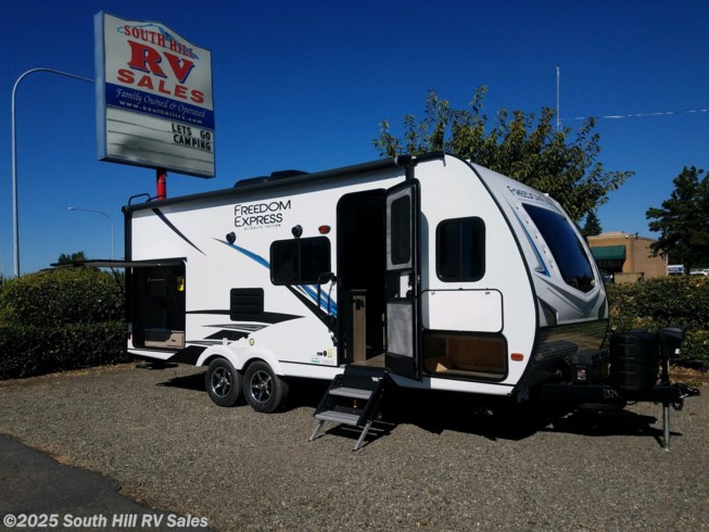 5169 2020 Coachmen Freedom Express Ltz 195rbs Travel Trailer For Sale In Puyallup Wa