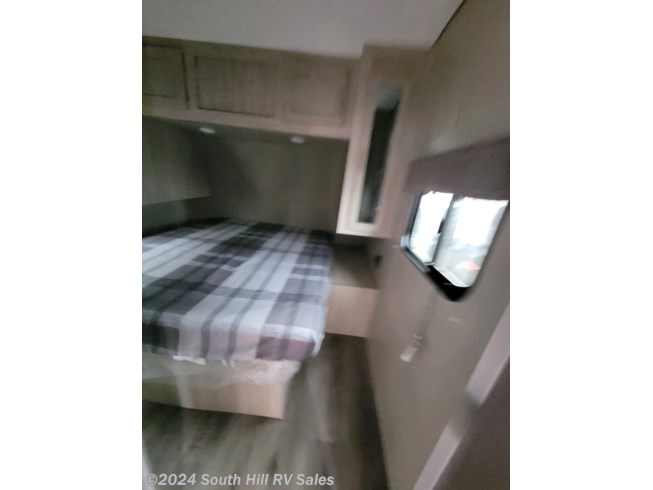 2022 Catalina Legacy Edition 323QBTSCK by Coachmen from South Hill RV Sales in Puyallup, Washington