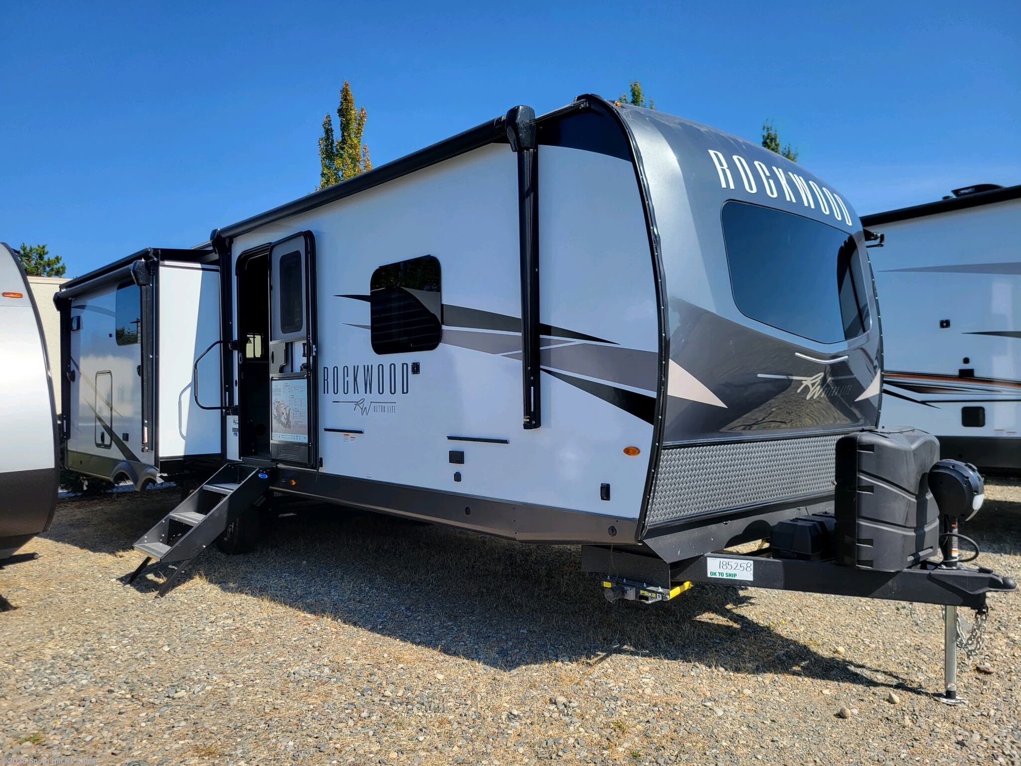 2023 Forest River Rockwood Ultra Lite 2720IK RV for Sale in Yelm, WA