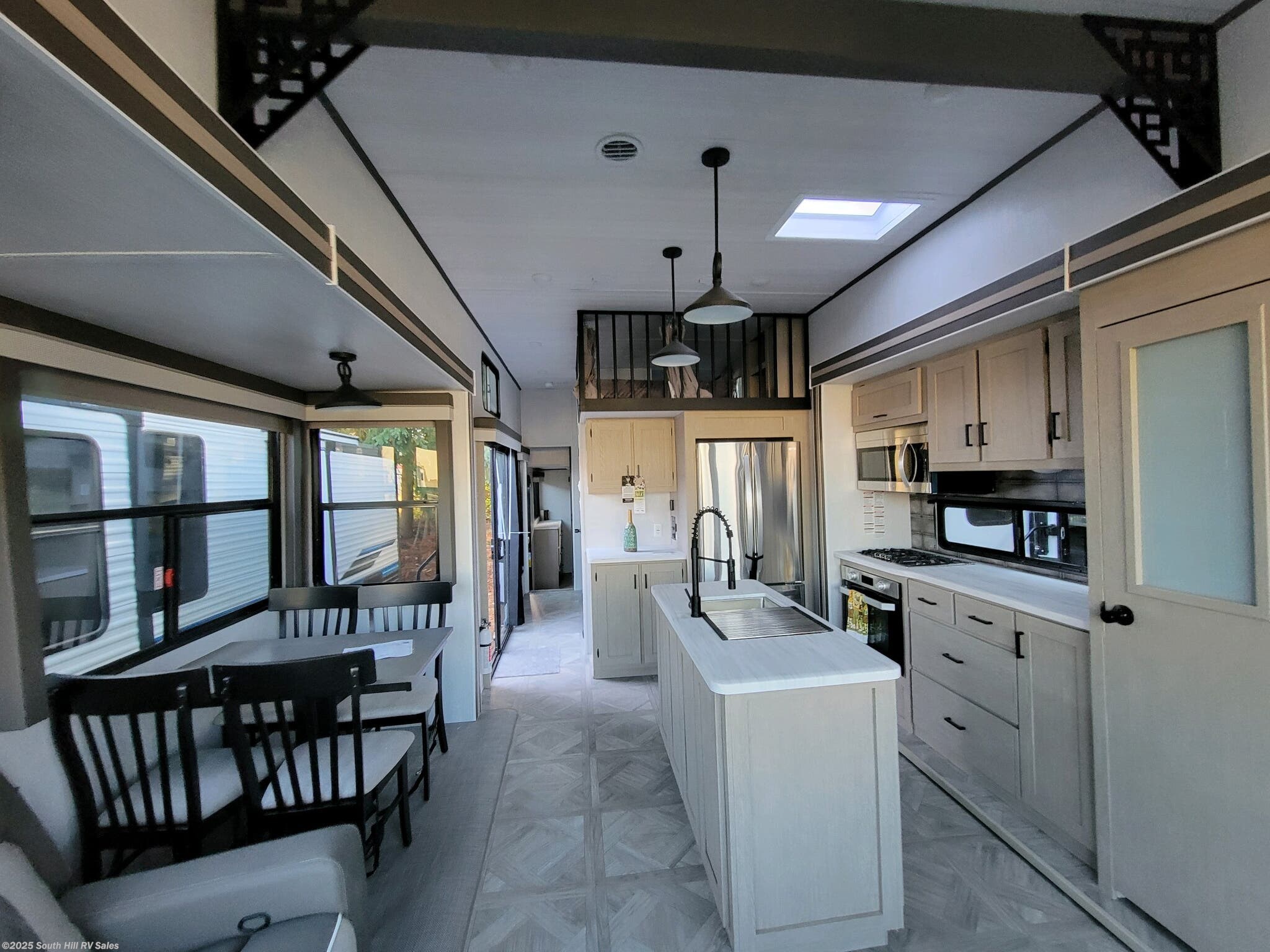 2023 Forest River Salem Grand Villa 42FLDL RV for Sale in Puyallup, WA