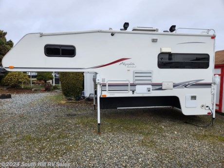 &lt;p&gt;Great solid camper with a few upgrades like recliners ;-) , has a slide and dry bathroom&amp;nbsp;&lt;/p&gt;