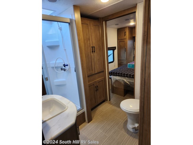 2024 Coachmen Freedom Express 298FDS - New Travel Trailer For Sale by South Hill RV Sales in Puyallup, Washington