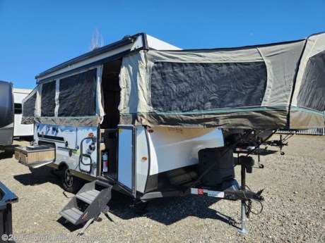 &lt;p&gt;Gorgeous well kept high wall tent trailer with all the bells and whistles!!&amp;nbsp; Fresh trade in, won&#39;t last long at this price!&amp;nbsp; :)&lt;/p&gt;