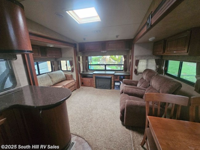 2013 Forest River Wildcat Sterling 32RL
