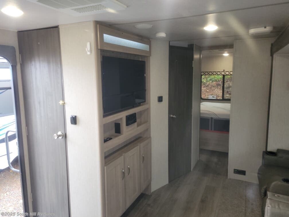 2020 Freedom Express 259FKS by Coachmen from South Hill RV Sales in Puyallup, Washington