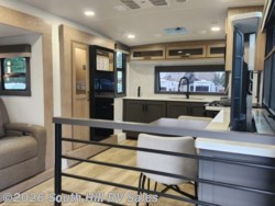 2026 Forest River Rockwood Signature 290SFK - New Fifth Wheel for sale by South Hill RV Sales in Puyallup, Washington