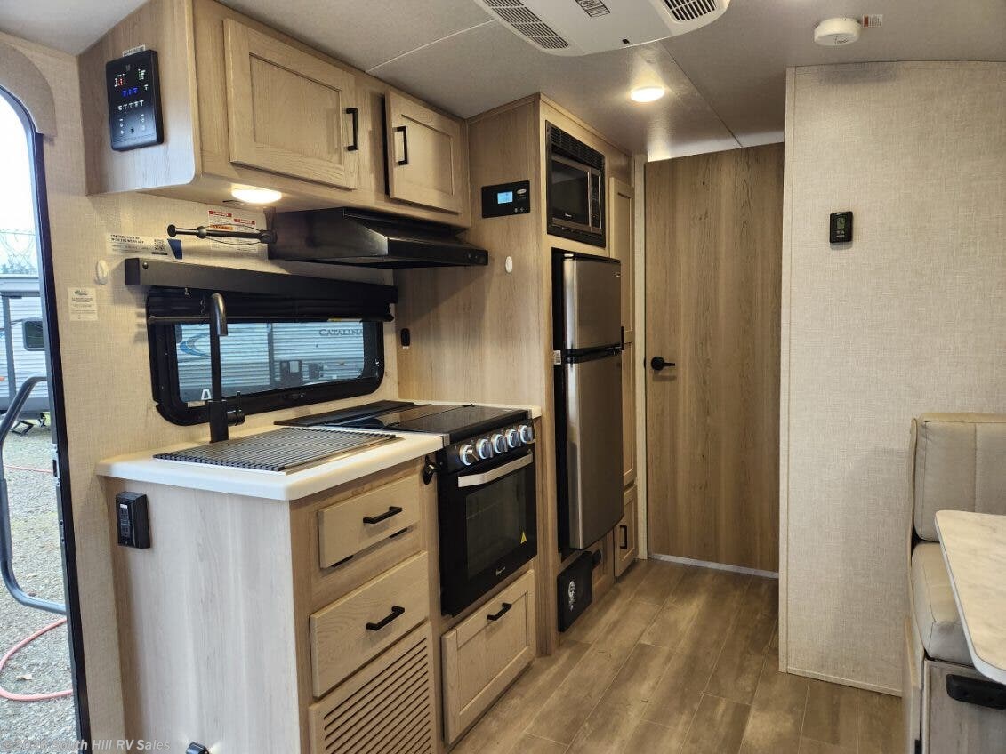 2023 Forest River Rockwood Geo Pro 20BHS - Used Travel Trailer for sale by South Hill RV Sales in Puyallup, Washington