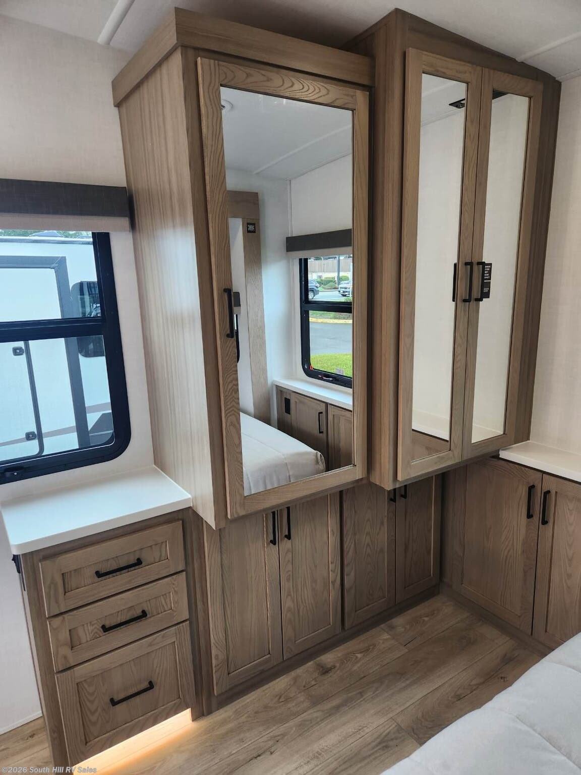 New 2026 Forest River Rockwood Signature 402SFL available in Puyallup, Washington