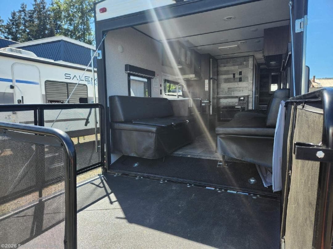 2022 Coleman 251 - Used Toy Hauler For Sale by South Hill RV Sales in Puyallup, Washington features Water Heater, External Shower, LP Detector, Self Contained, Non-Smoking Unit