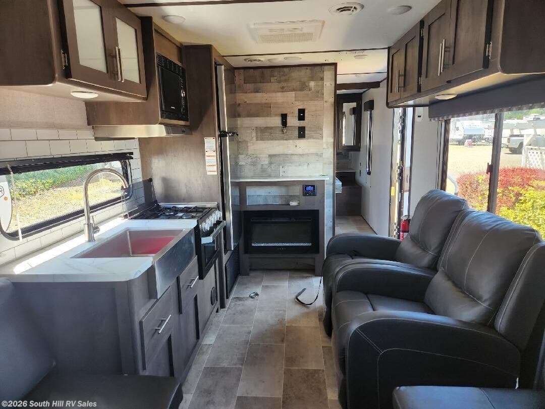 2022 251 by Coleman from South Hill RV Sales in Puyallup, Washington