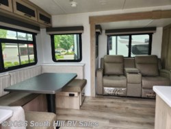 2026 Forest River Rockwood Ultra Lite 2618RD - New Travel Trailer for sale by South Hill RV Sales in Puyallup, Washington