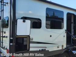 2027 Forest River Rockwood Ultra Lite 2711RK - New Travel Trailer for sale by South Hill RV Sales in Puyallup, Washington