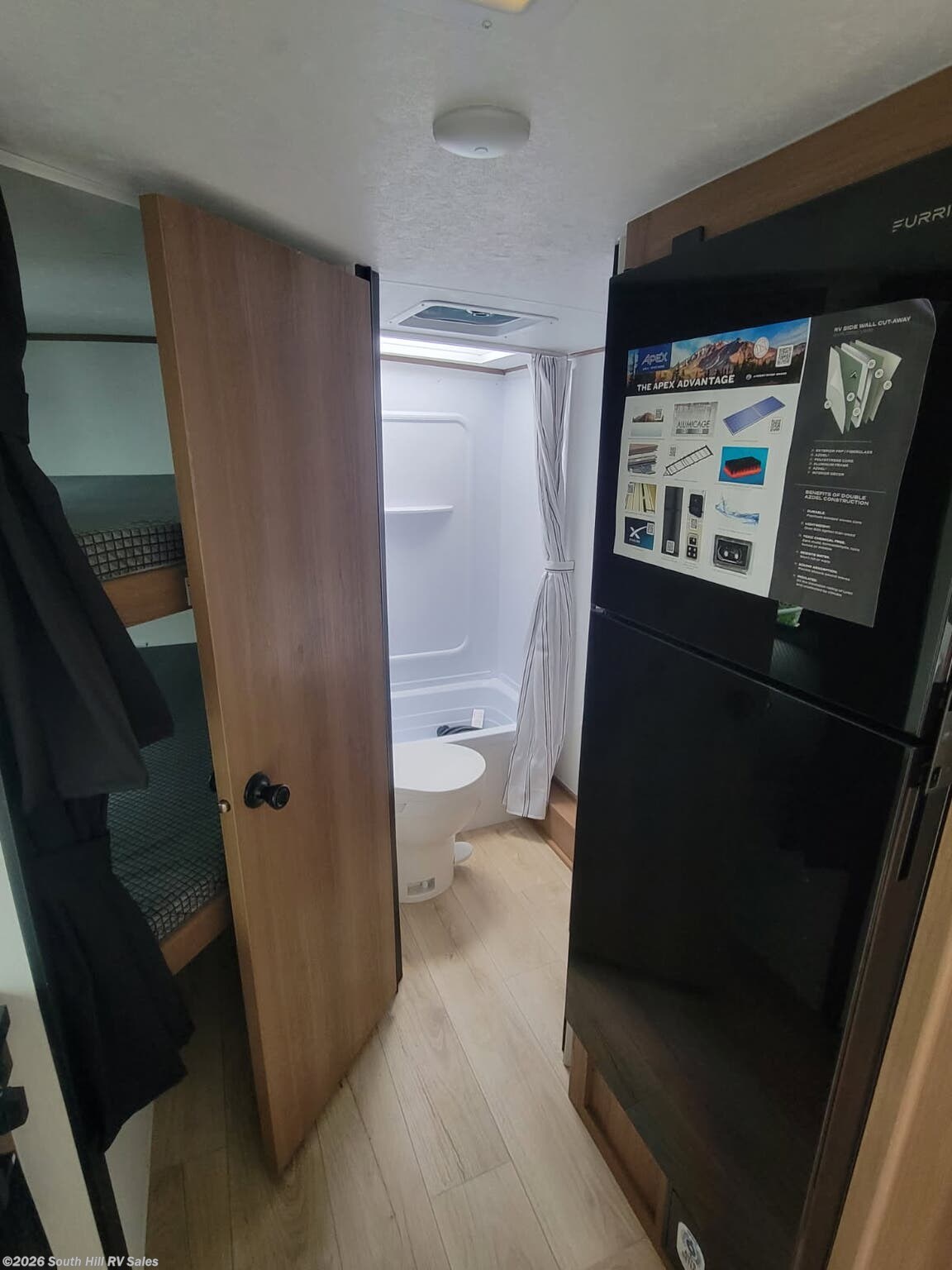 2027 Apex Nano by Coachmen from South Hill RV Sales in Puyallup, Washington