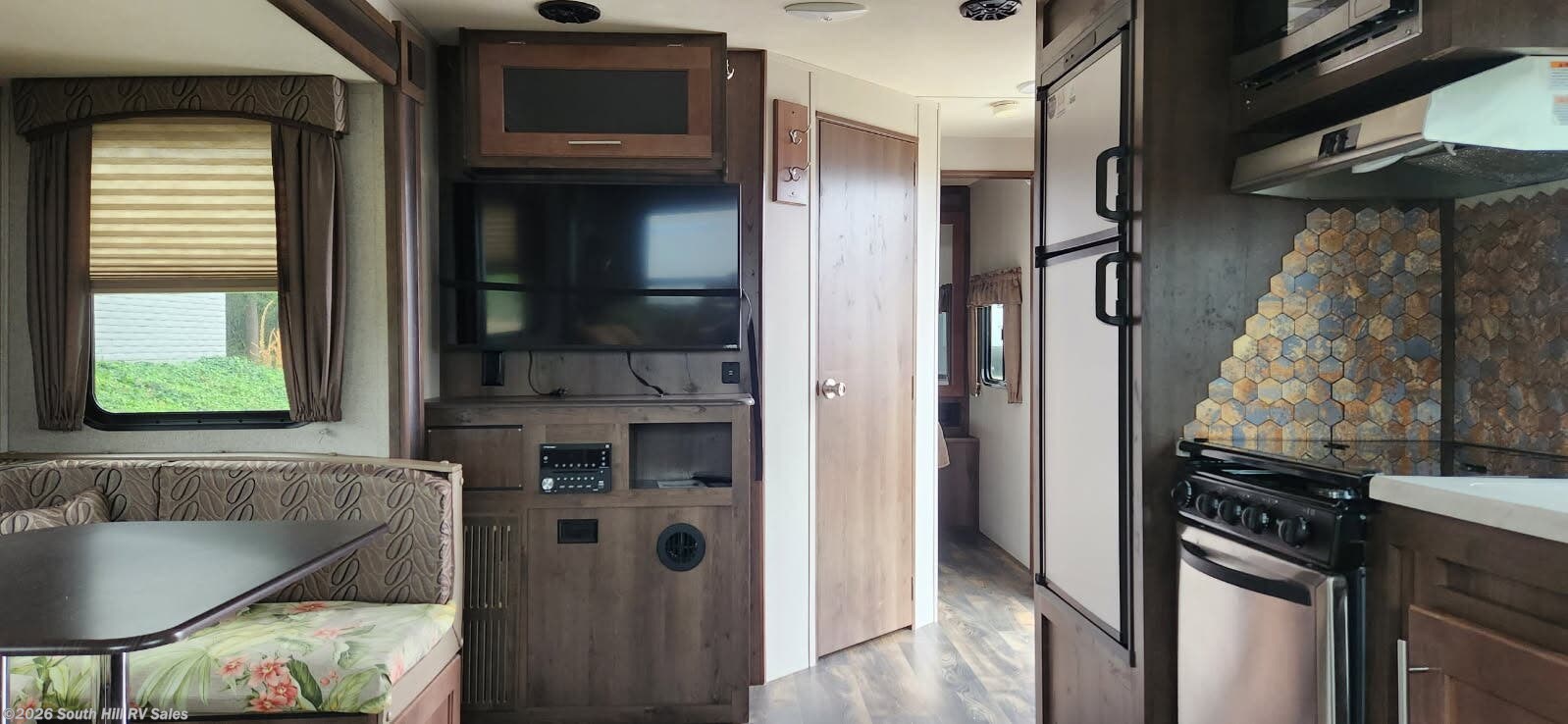 2018 Wildcat Maxx 255RLX by Forest River from South Hill RV Sales in Puyallup, Washington
