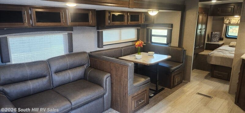 2020 Forest River Rockwood Ultra Lite 2706WS - Used Travel Trailer For Sale by South Hill RV Sales in Puyallup, Washington features Screen Door, Kitchen Sink, Microwave, Enclosed Underbelly, Insulated