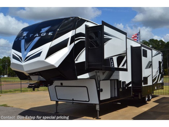 2022 Dutchmen Voltage 3845 - New Travel Trailer For Sale by Don Estep in Southaven, Mississippi