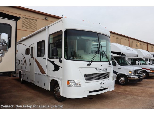 Used 2007 Gulf Stream 8330 available in Southaven, Mississippi