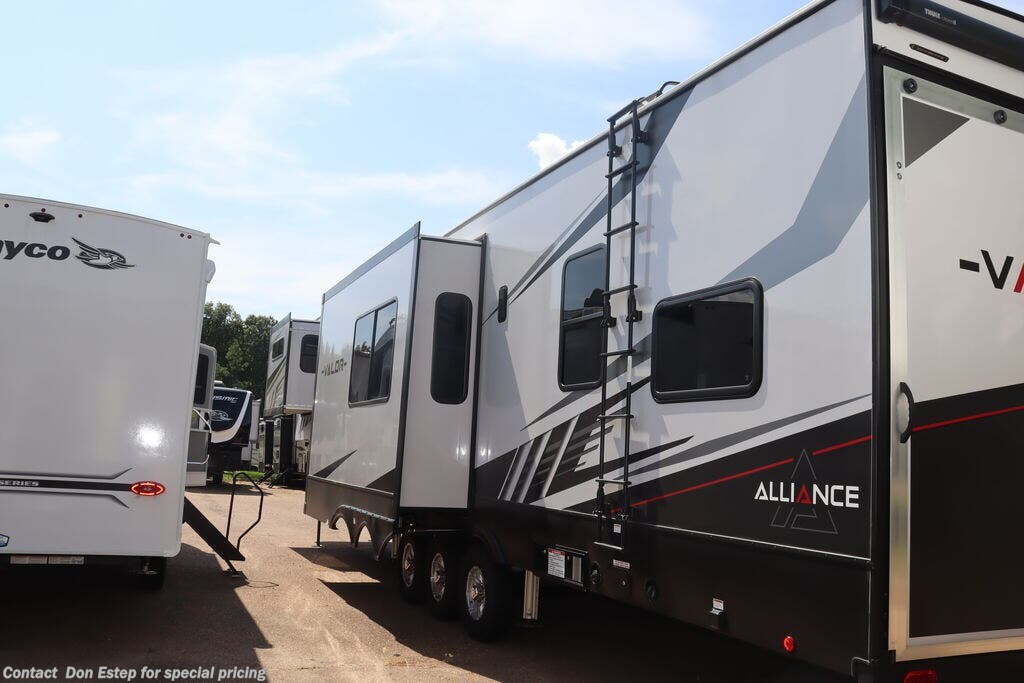 2022 Alliance RV Valor 42V13 RV for Sale in Southaven, MS 38671