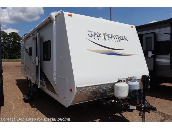 Used 2012 Jayco Jay Feather Ultra Lite 254 available in Southaven, Mississippi