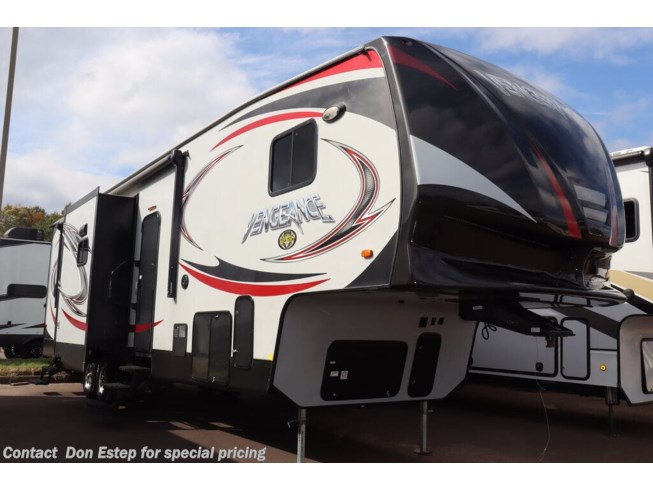 Used 2015 Forest River Vengeance 320A available in Southaven, Mississippi