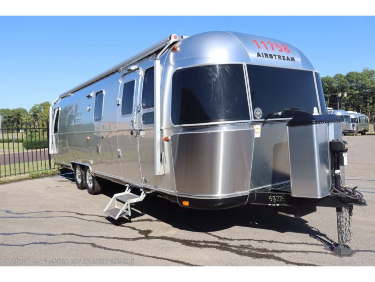 Used 2020 Airstream Classic 30RB available in Southaven, Mississippi