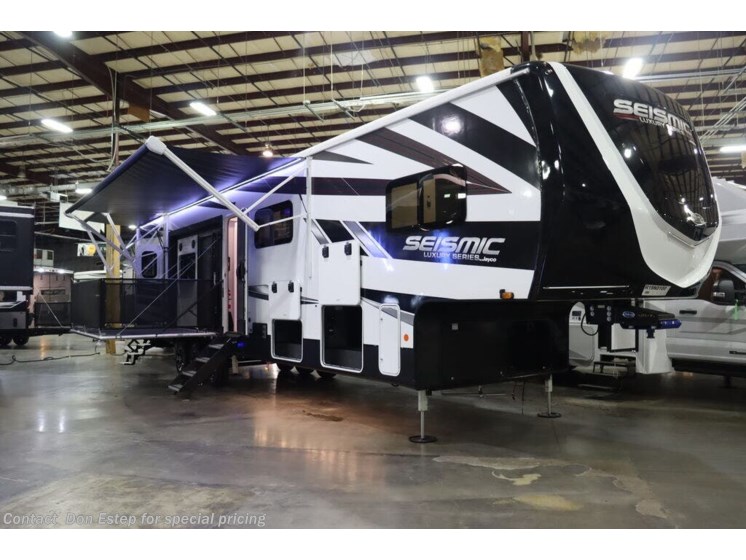 New 2024 Jayco Seismic Luxury Series 4113 available in Southaven, Mississippi