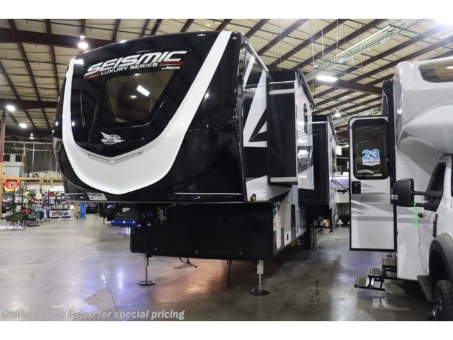 2024 Jayco Seismic Luxury Series 4113 - New Toy Hauler For Sale by Southaven RV & Marine in Southaven, Mississippi
