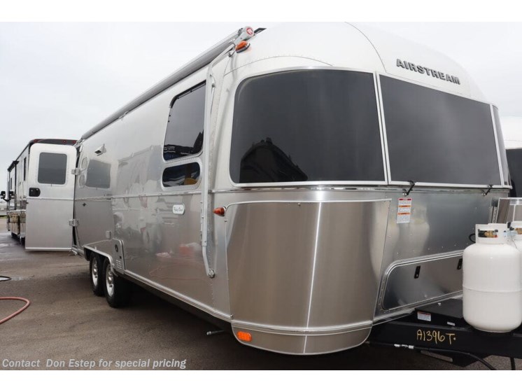New 2024 Airstream 27FBQ available in Southaven, Mississippi