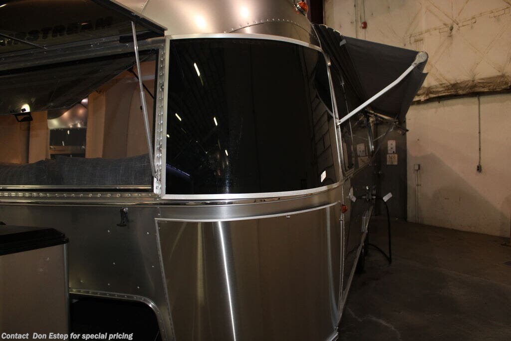 2024 Flying Cloud 27FB by Airstream from Southaven RV & Marine in Southaven, Mississippi