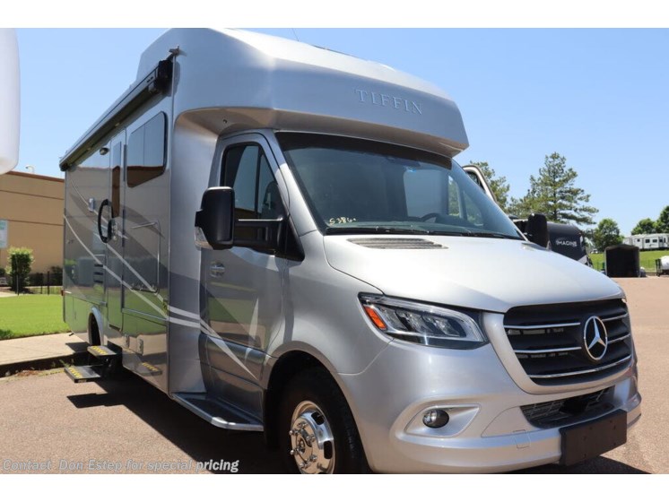 Used 2023 Tiffin Wayfarer 25JW available in Southaven, Mississippi