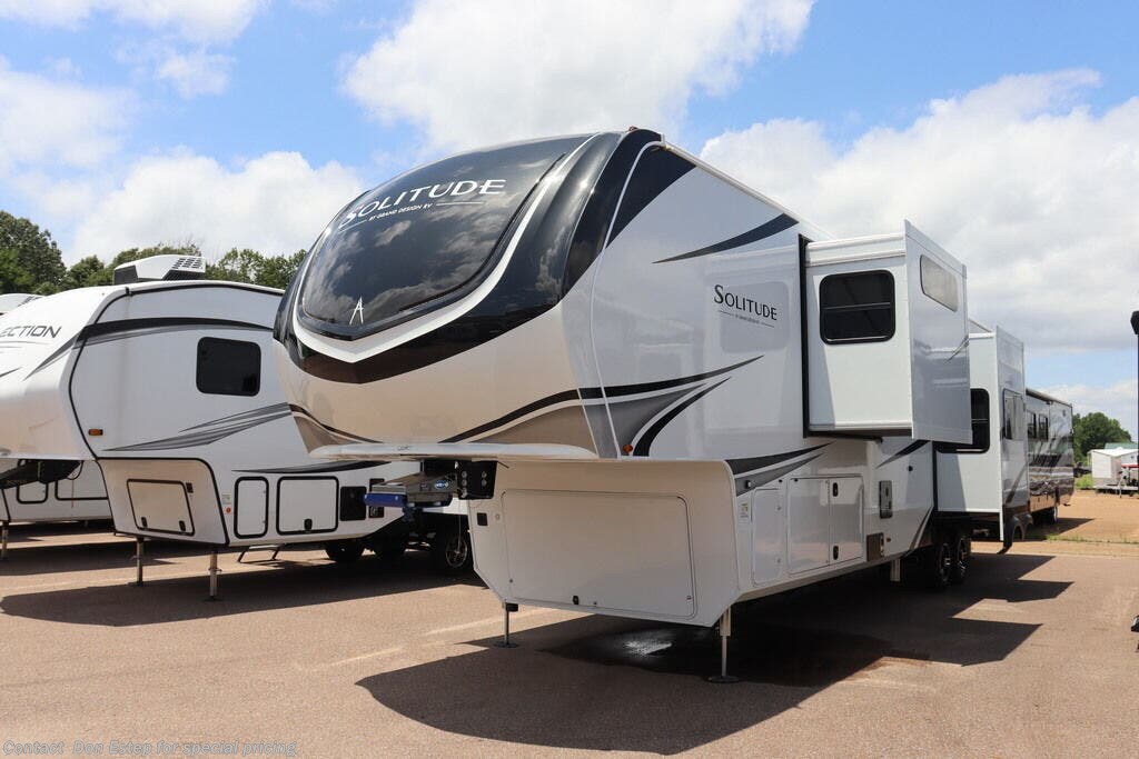 2026 Grand Design Solitude 417KB - New Fifth Wheel For Sale by Southaven RV & Marine in Southaven, Mississippi