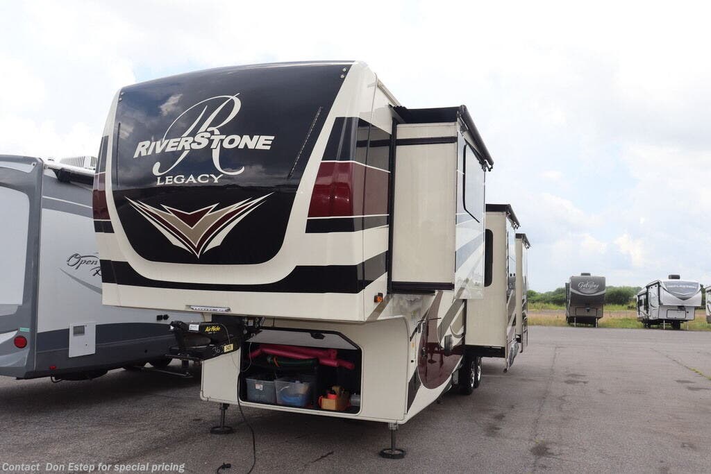 2020 RiverStone 39FK by Forest River from Southaven RV & Marine in Southaven, Mississippi